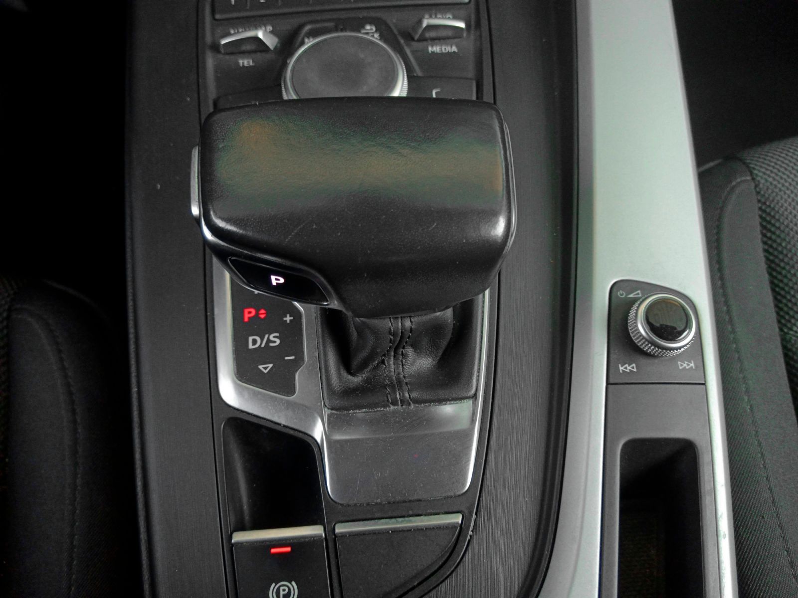 Audi A4 Advanced 35 TFSI S tronic - foto 15