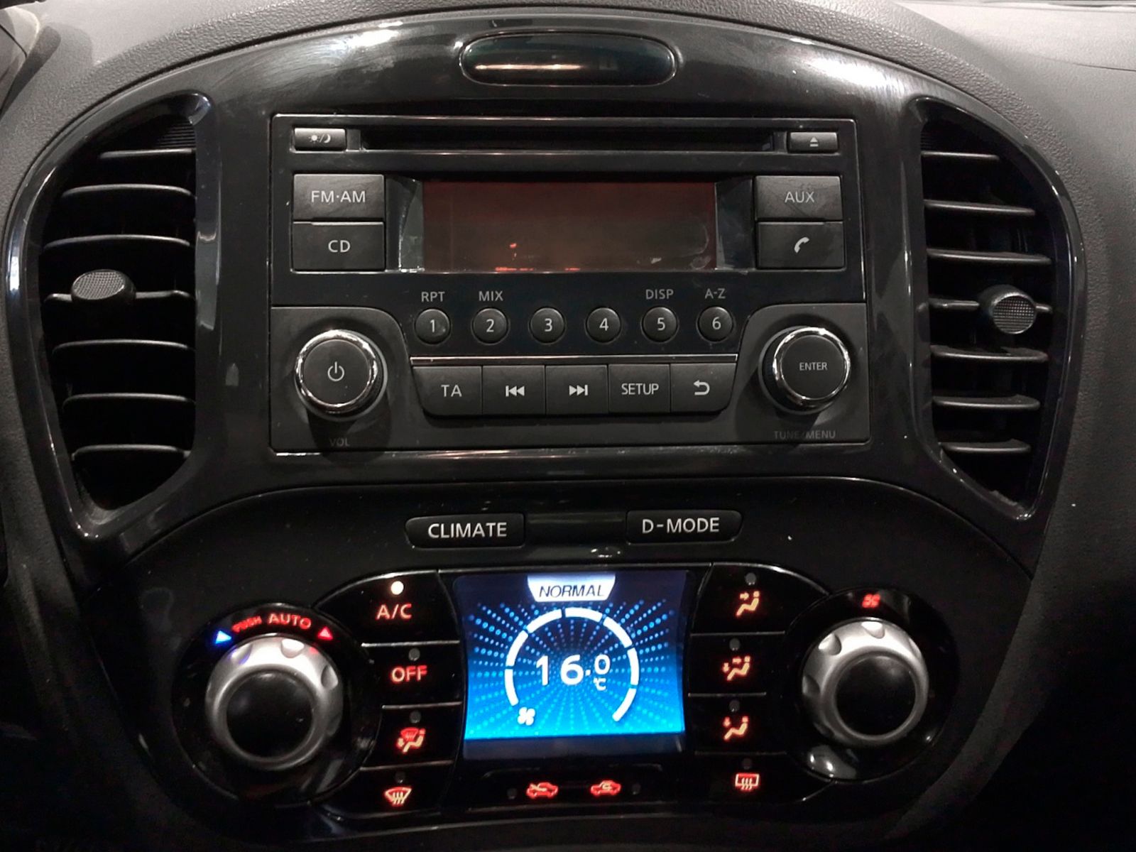 Nissan Juke 1.6 Naru Edition - foto 17