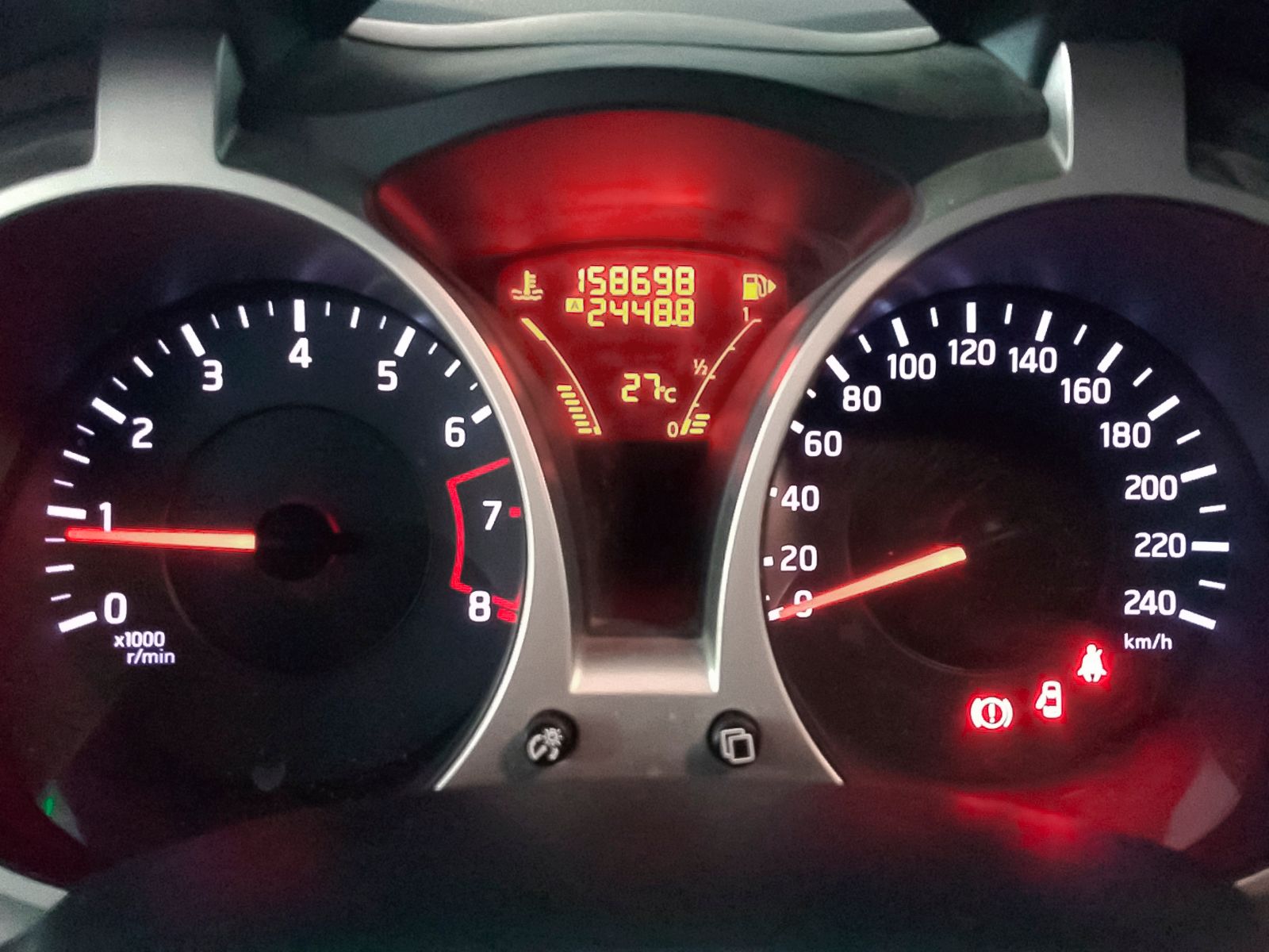 Nissan Juke 1.6 Naru Edition - foto 16