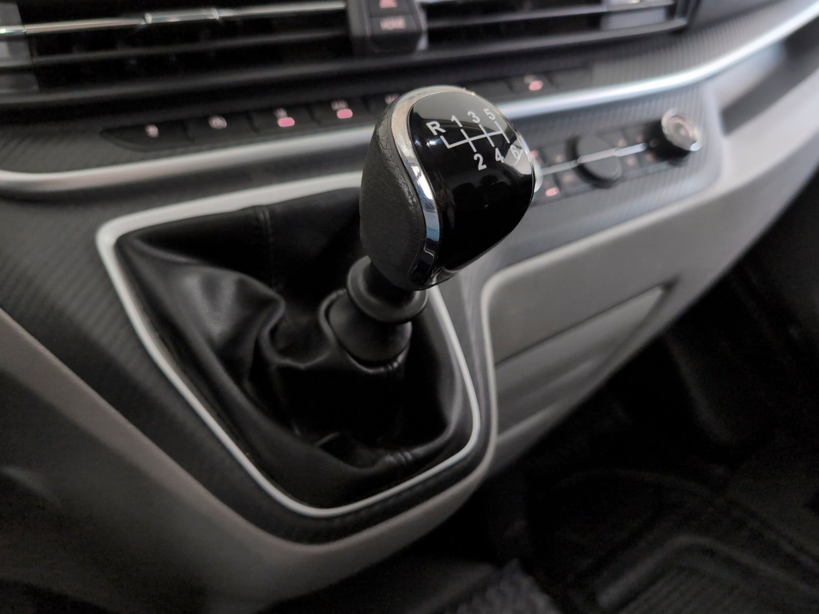 MAXUS eDeliver 9 L2H2 72 kWh - foto 15