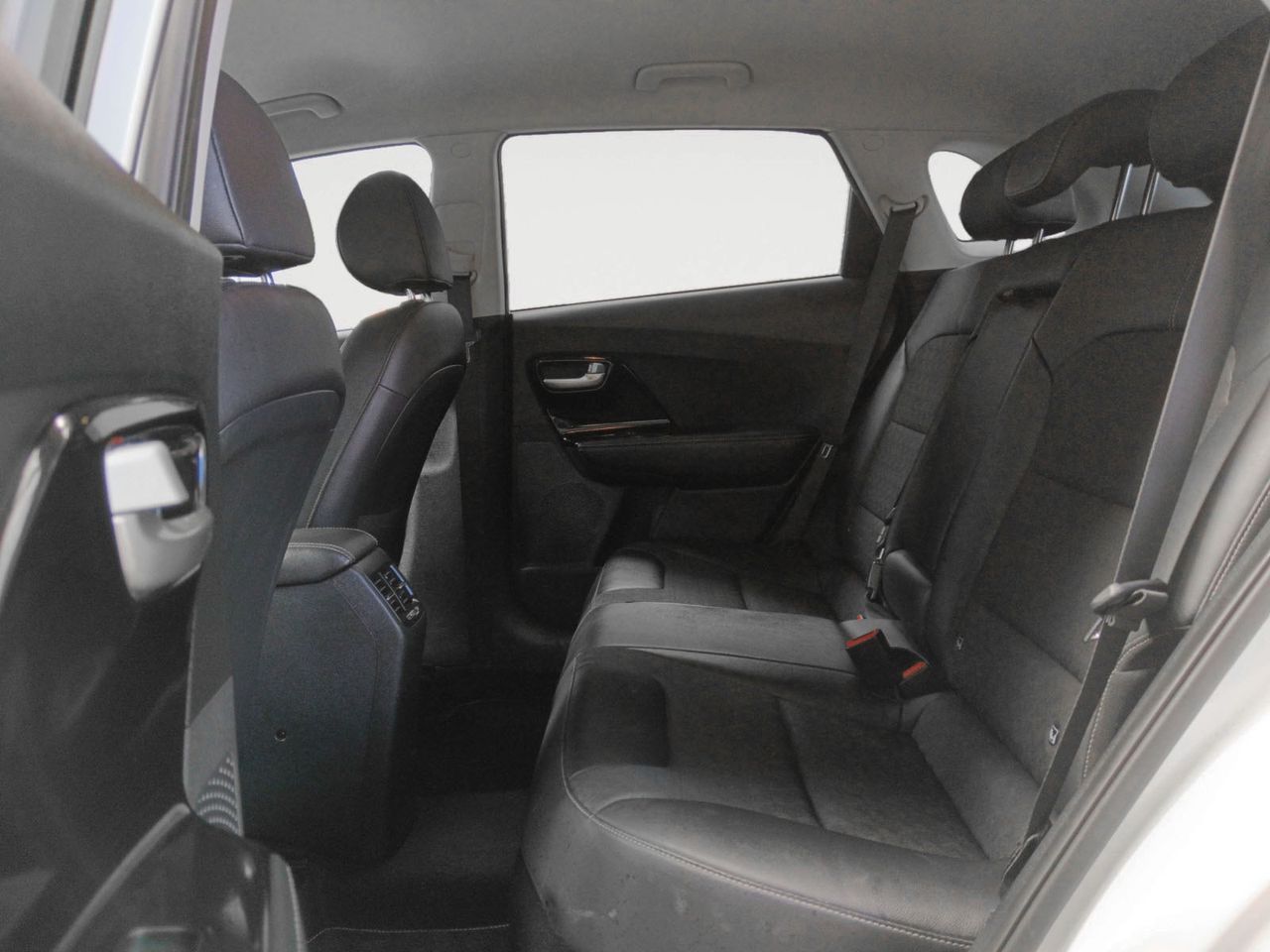 Kia Niro 1.6 GDi HEV Híbrido Emotion - foto 11