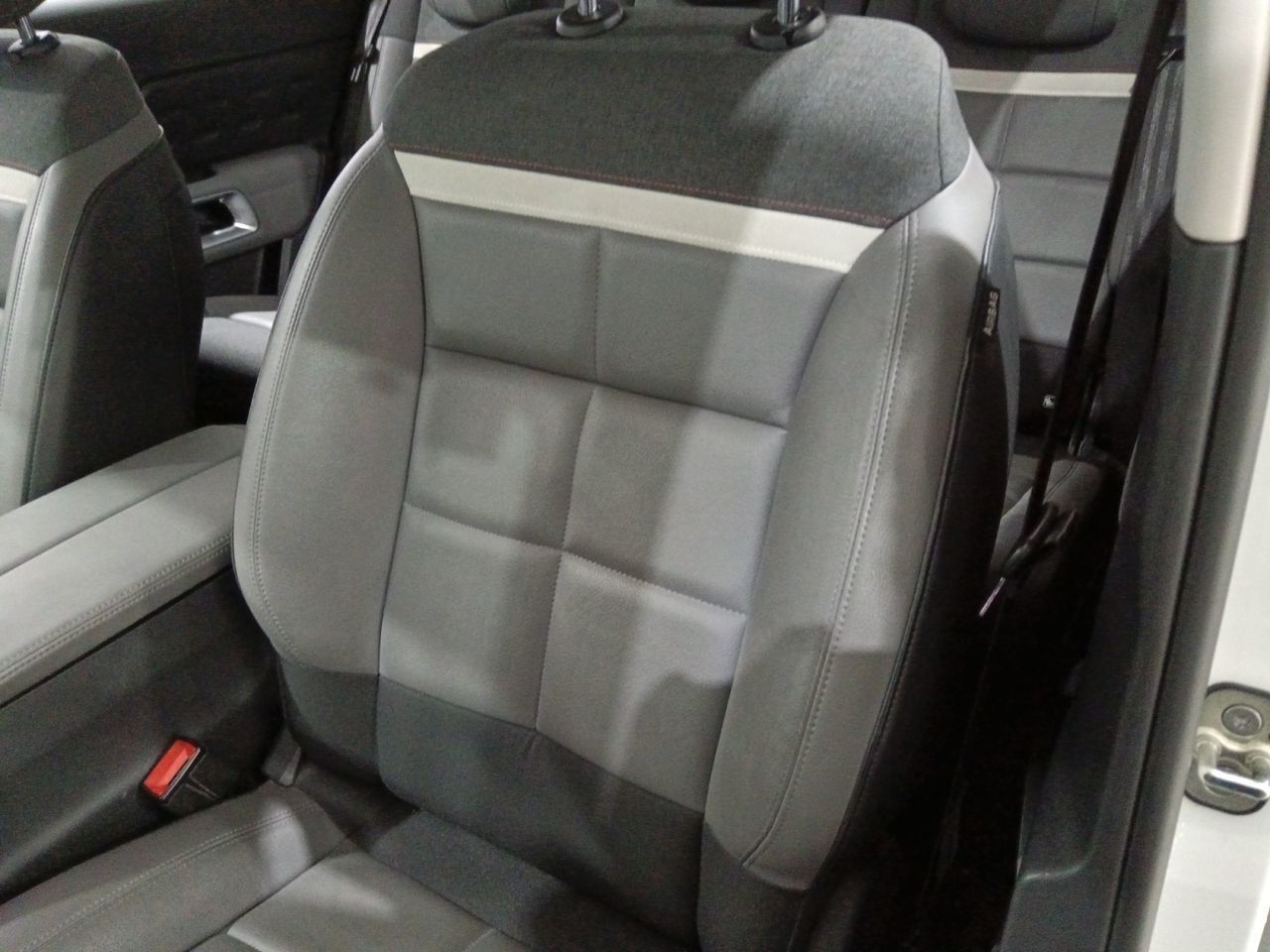 Citroën C5 Aircross PureTech 130 Shine EAT8 - foto 20