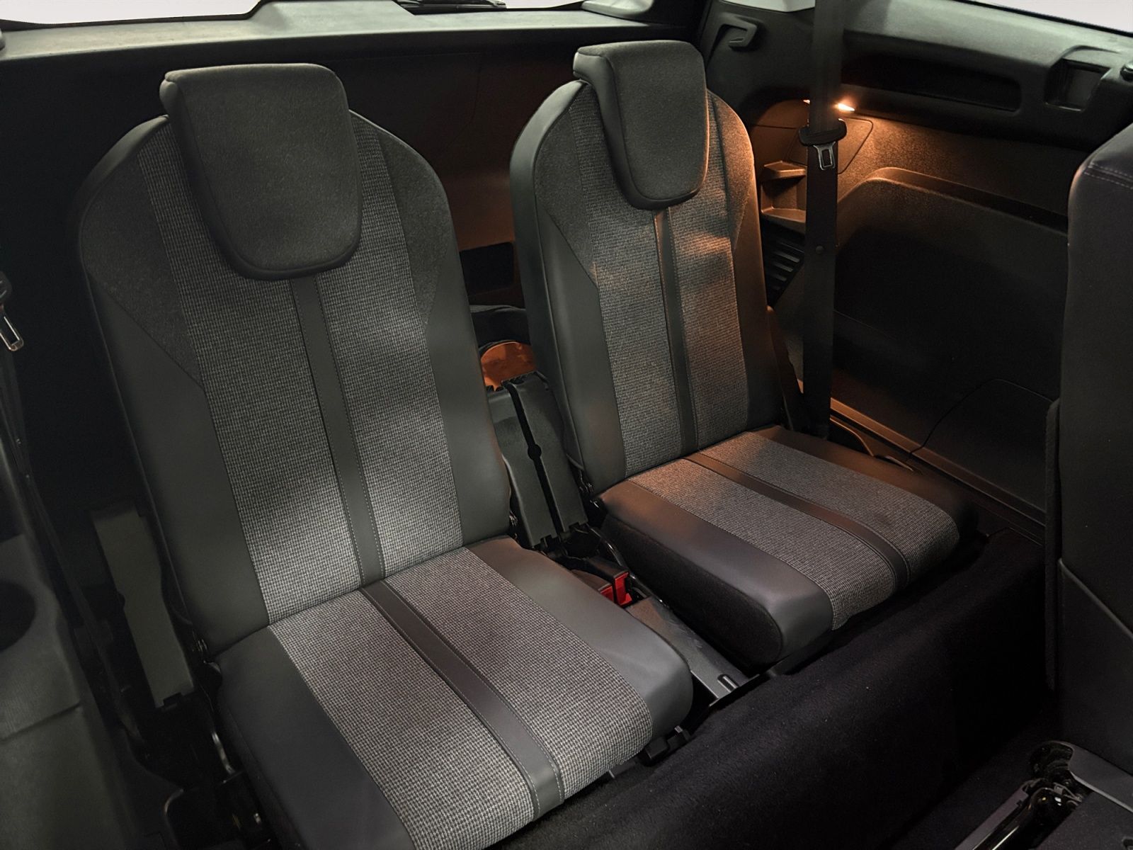 Peugeot 5008 BlueHDi 130 Allure EAT8 - foto 11