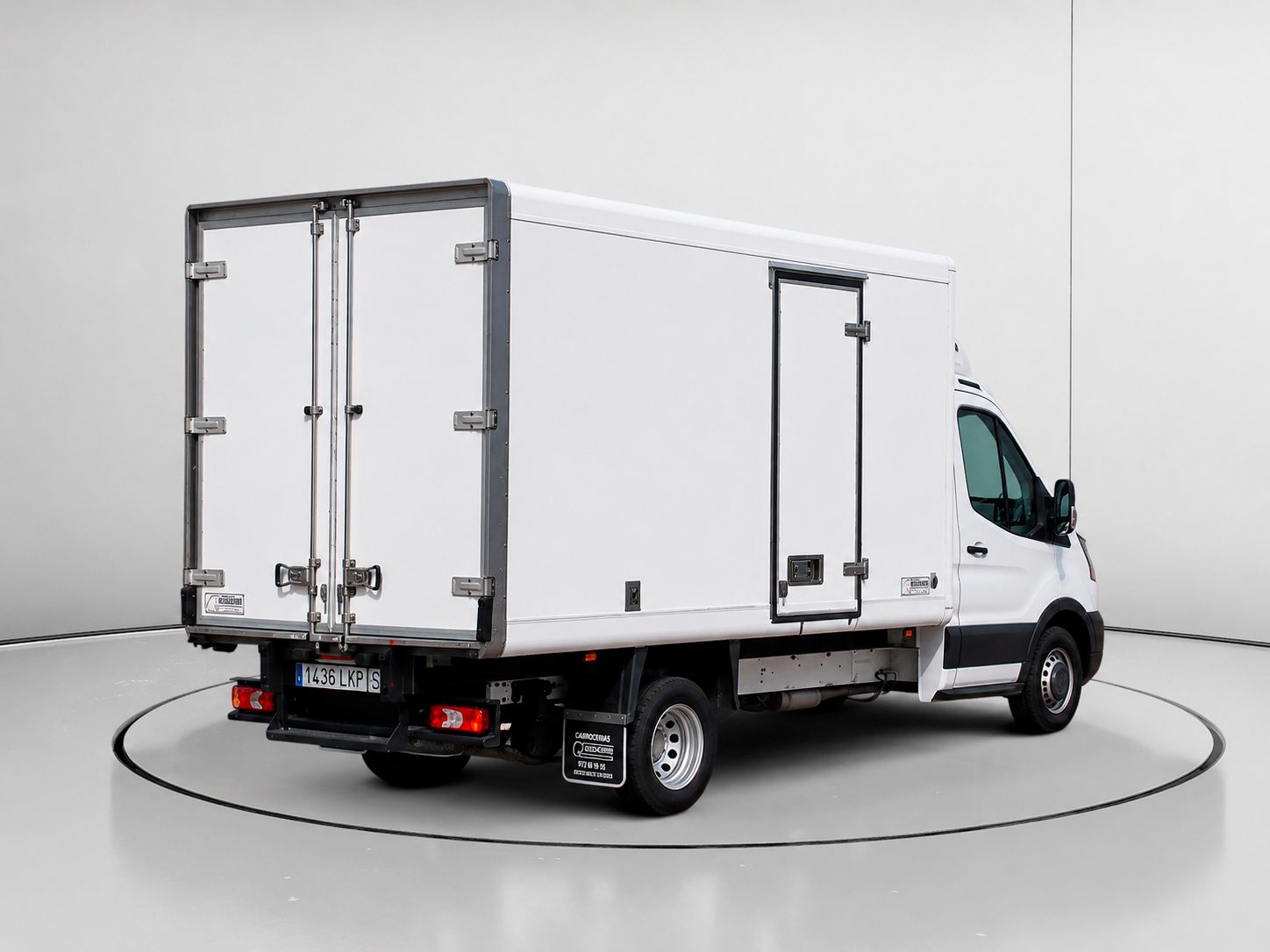 Ford Transit Chasis Cabina 350 L3 Ambiente Heavy Duty RWD - foto 3