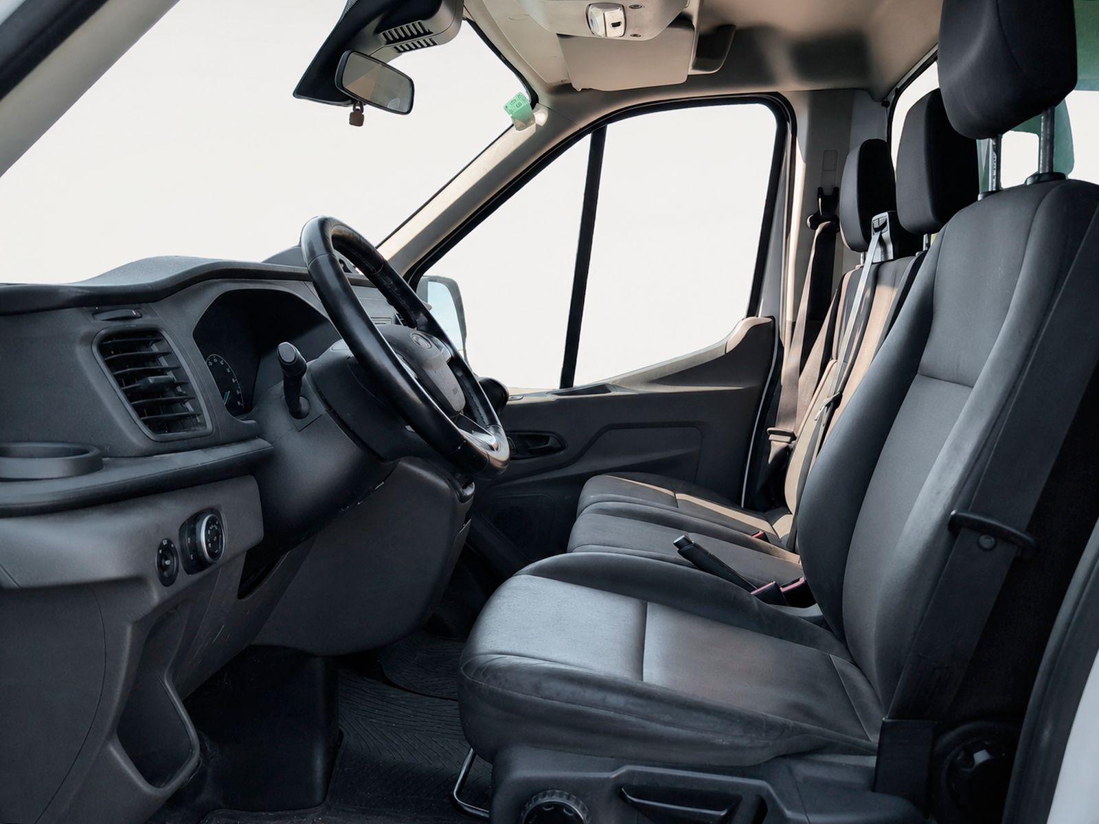 Ford Transit Chasis Cabina 350 L3 Ambiente Heavy Duty RWD - foto 11