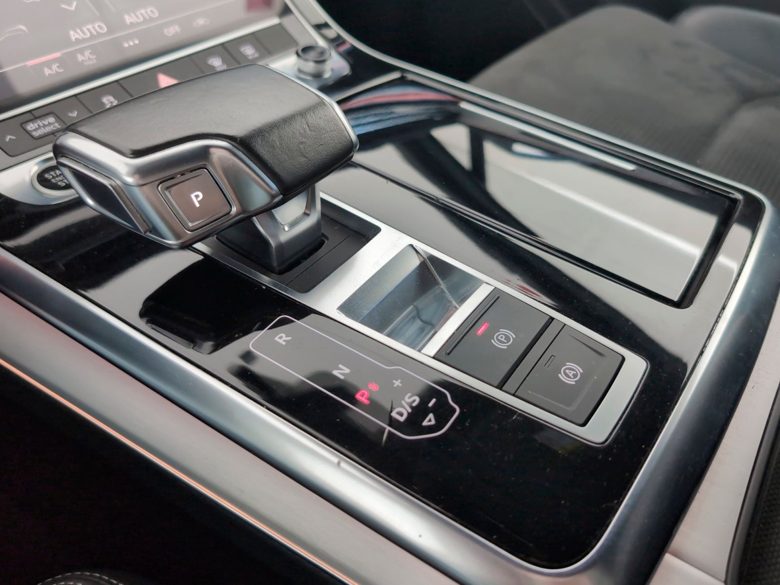Audi Q7 Black line edition 55 TFSIe quattro tiptronic - foto 17