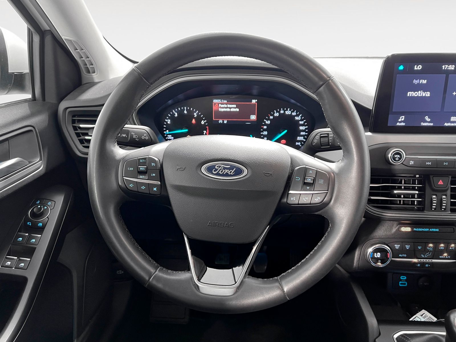 Ford Focus 1.0 EcoBoost MHEV Active - foto 10