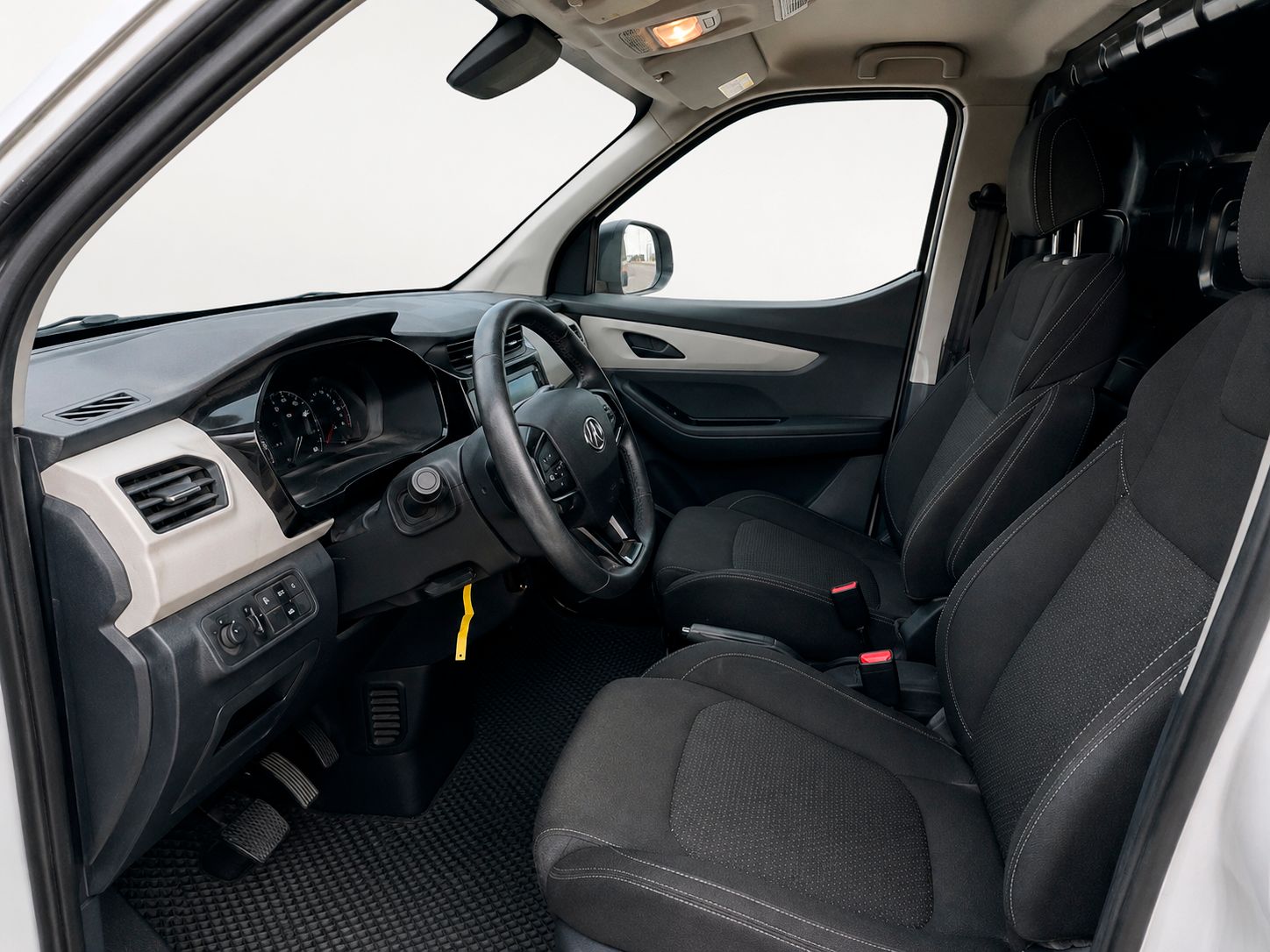 MAXUS eDeliver Furgon eDeliver 3 SWB 50 kWh - foto 11