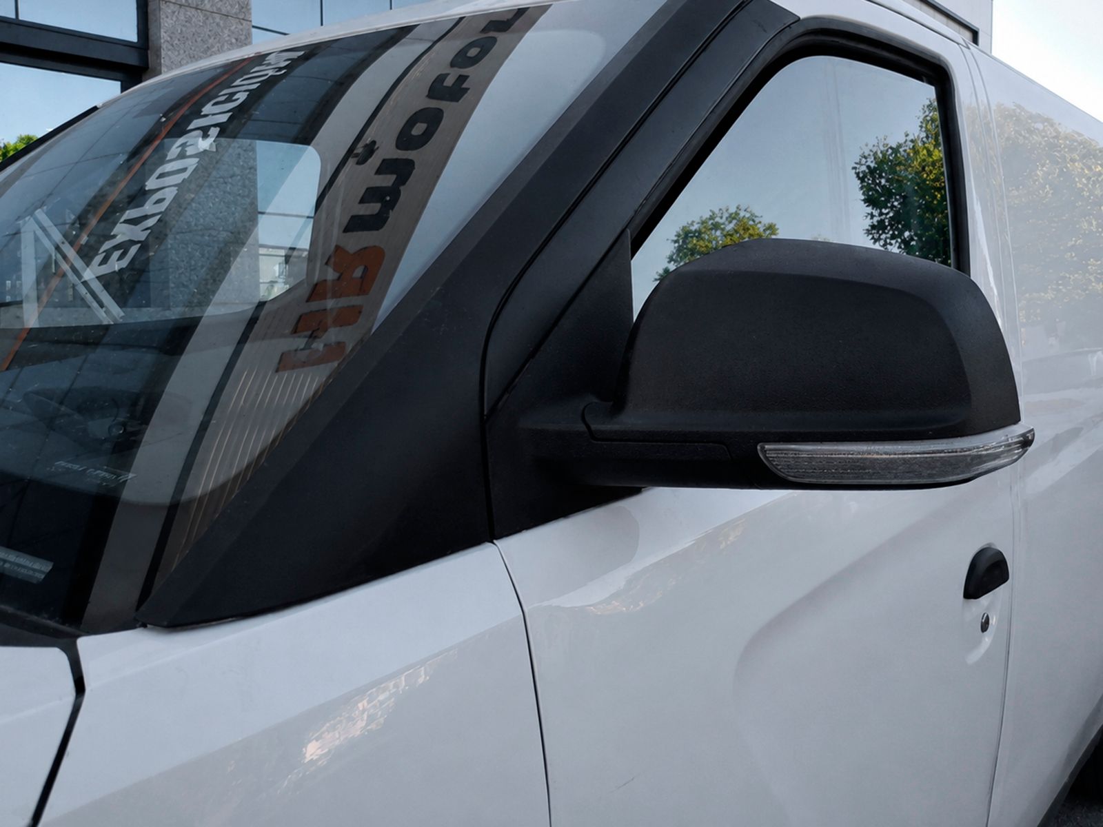 MAXUS eDeliver Furgon eDeliver 3 SWB 50 kWh - foto 21