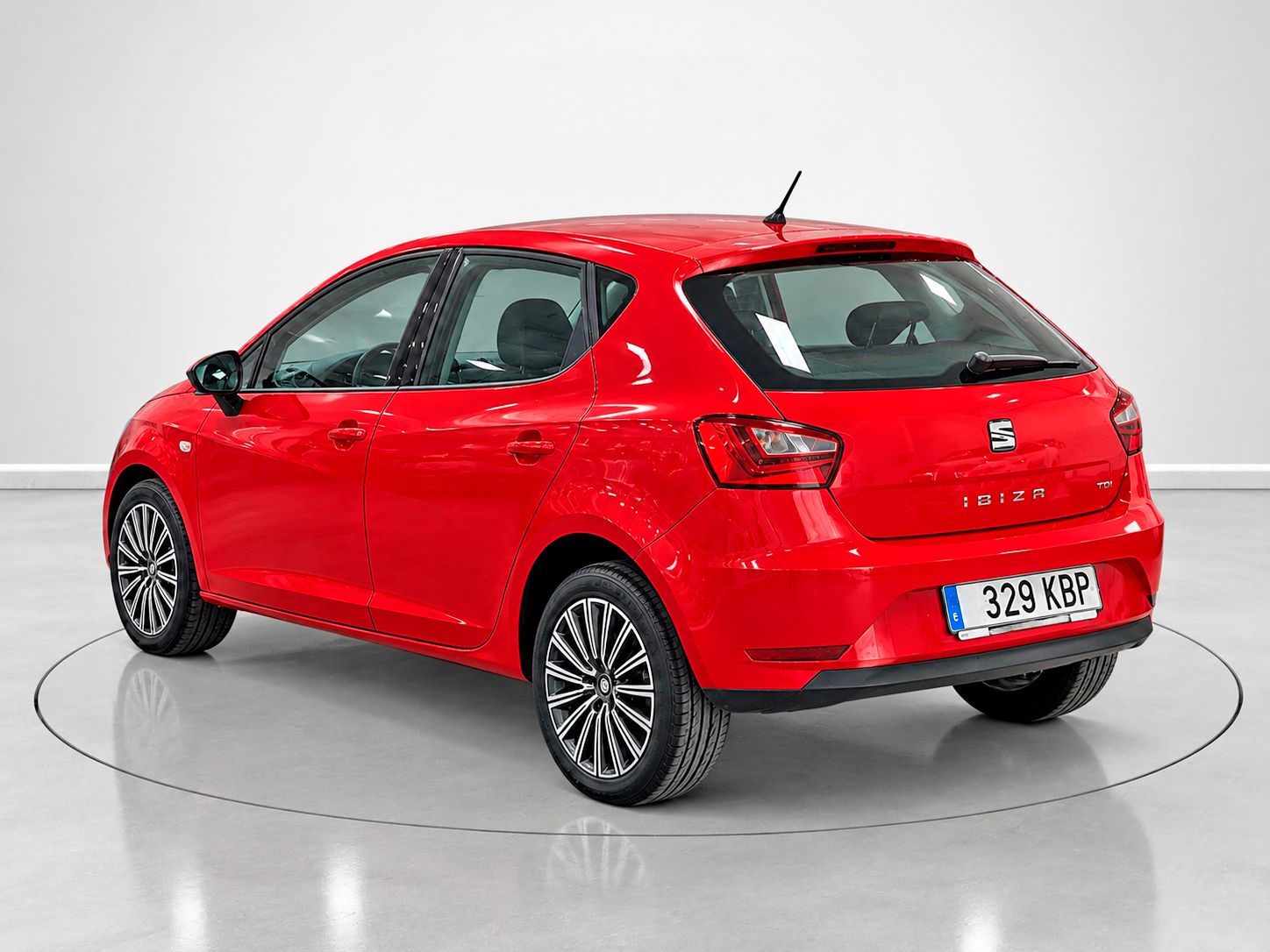 SEAT Ibiza 1.4 TDI Style Connect - foto 5