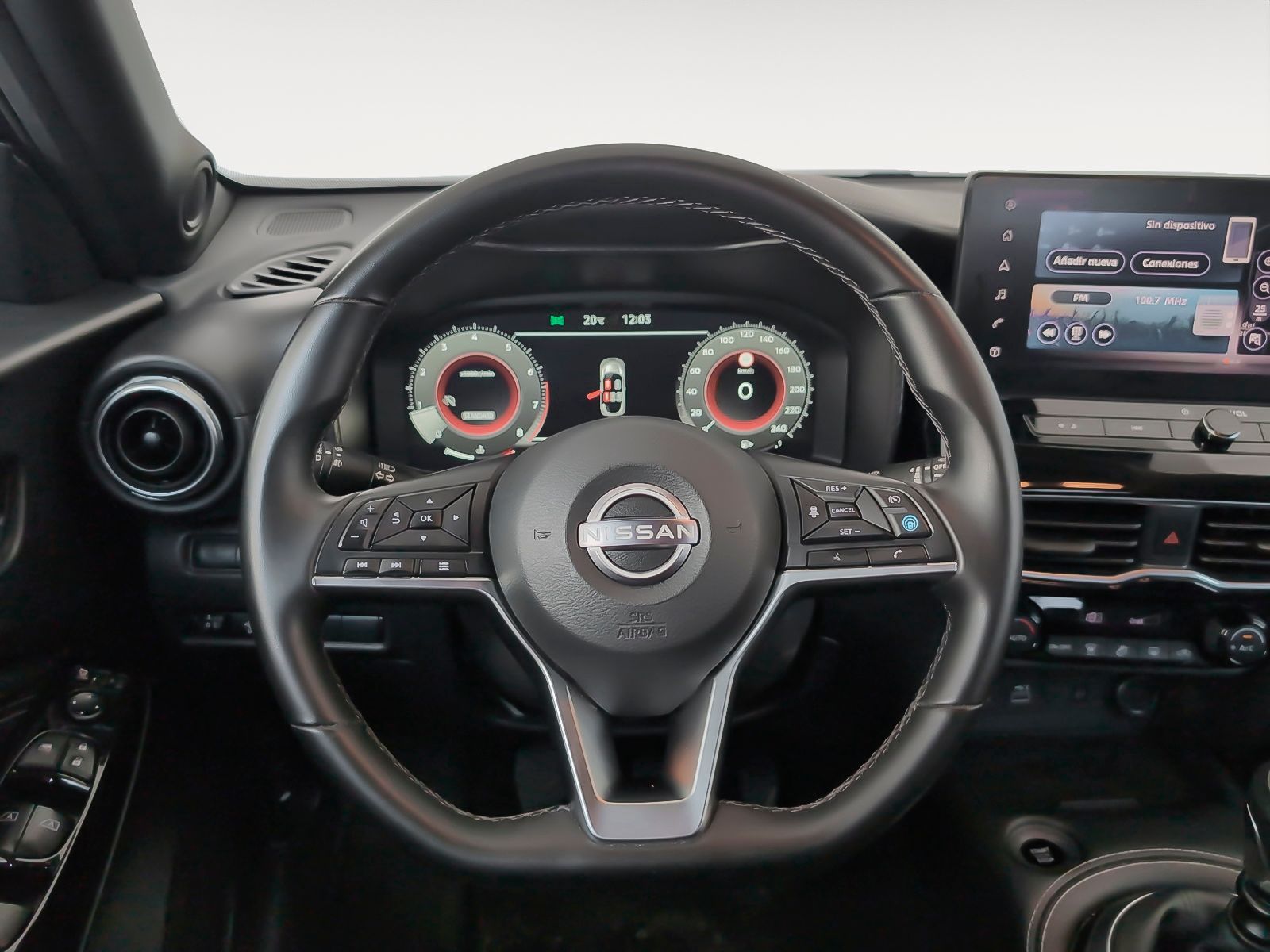 Nissan Juke DIG-T Tekna - foto 10