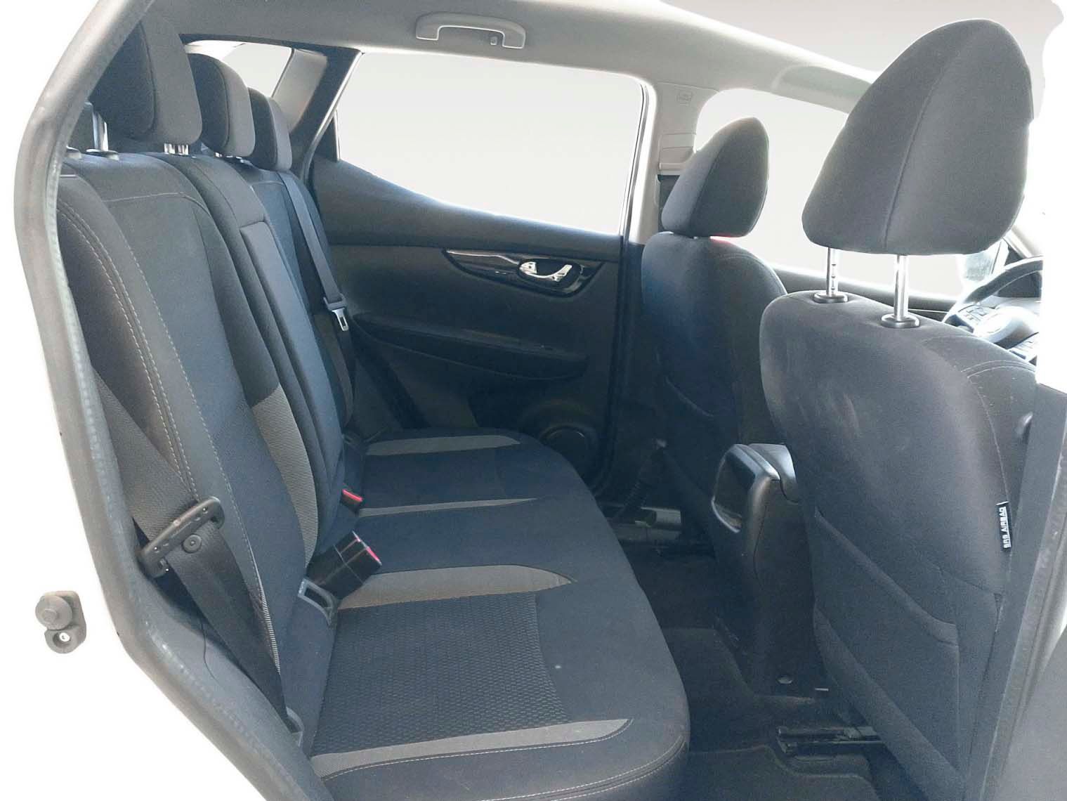 Nissan Qashqai dCi 115 N-Style - foto 11