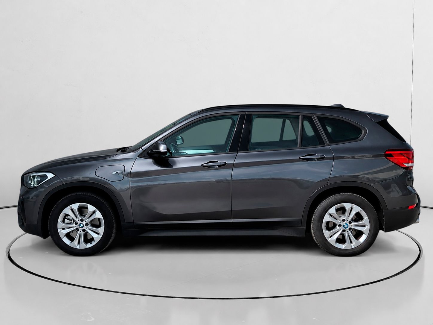 BMW X1 xDrive25e - foto 6