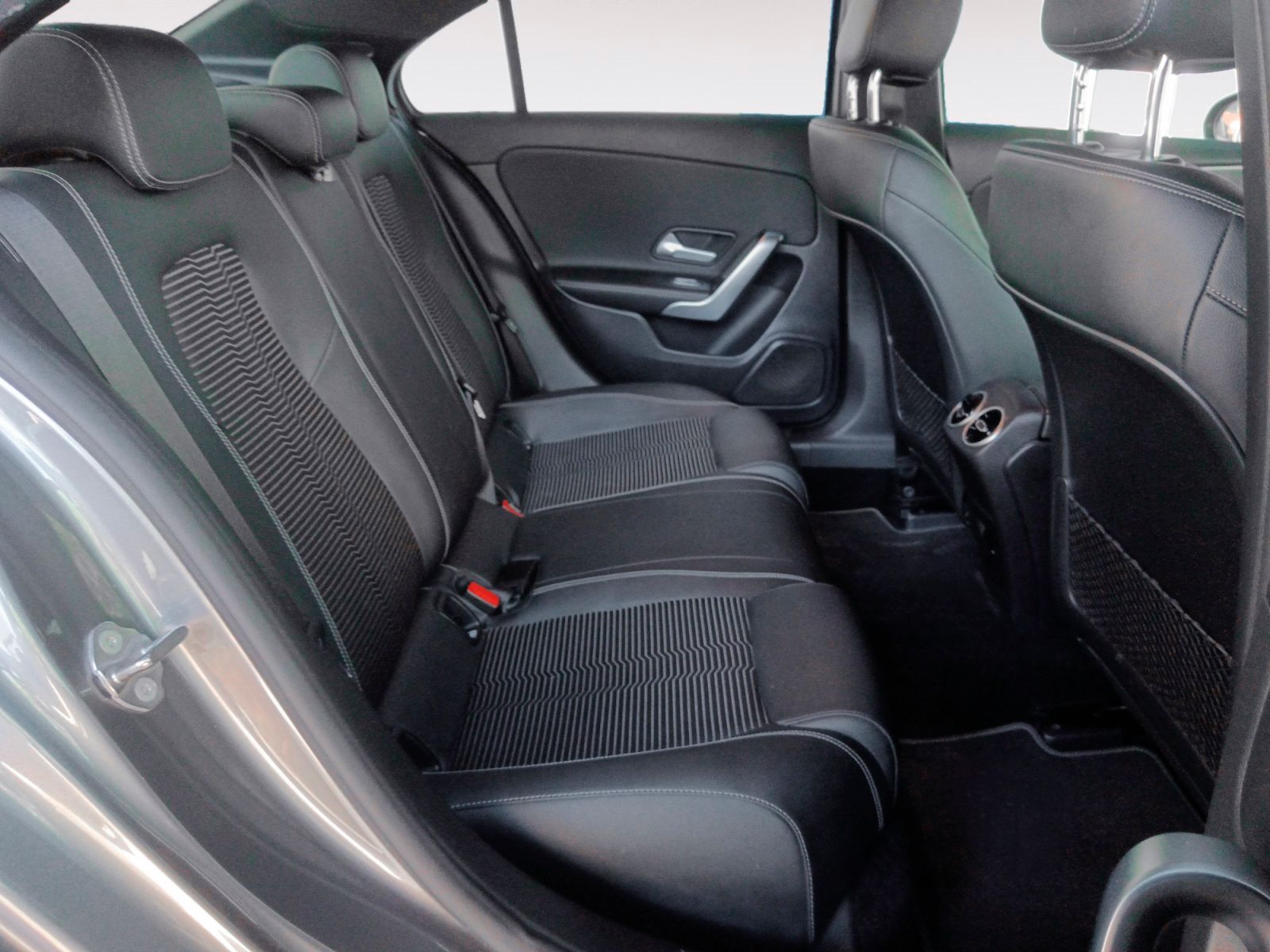 Mercedes-Benz Clase A 180 d - foto 12