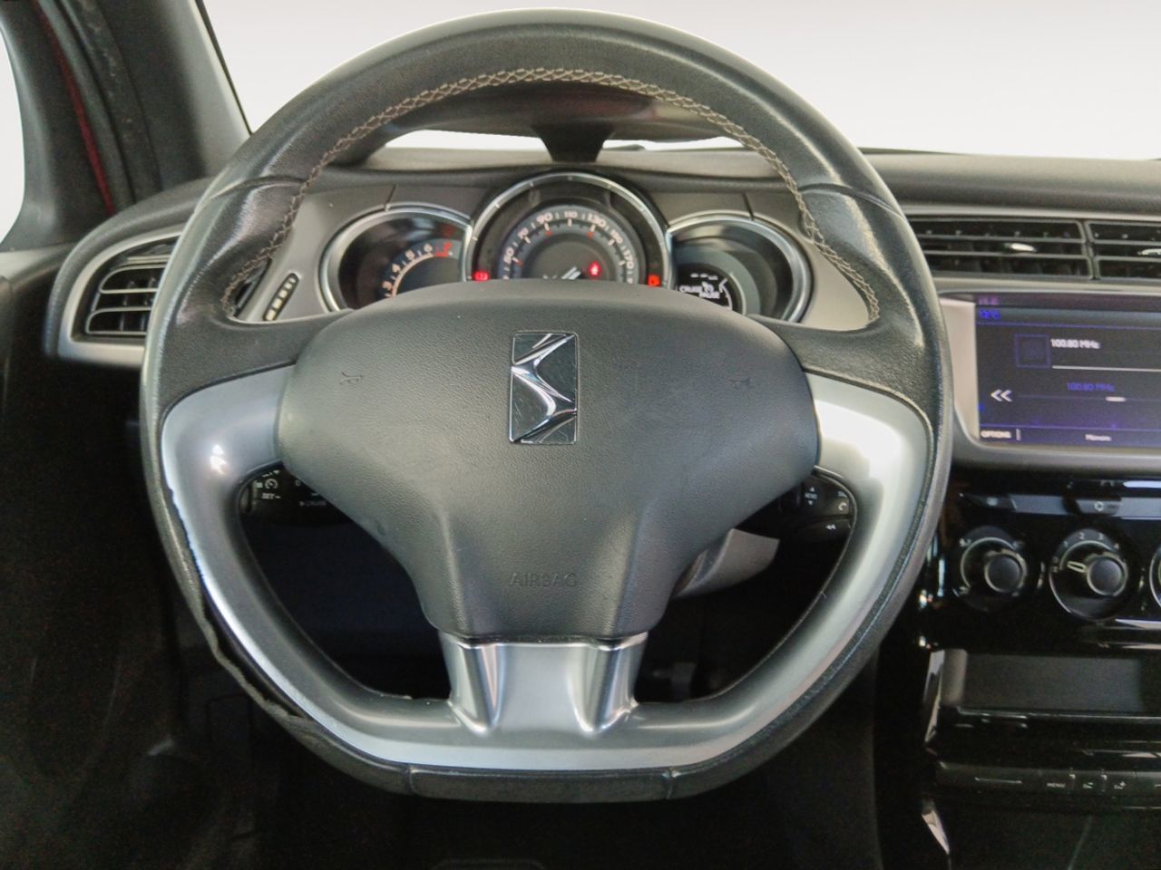 DS DS 3 PureTech 82 Desire - foto 8