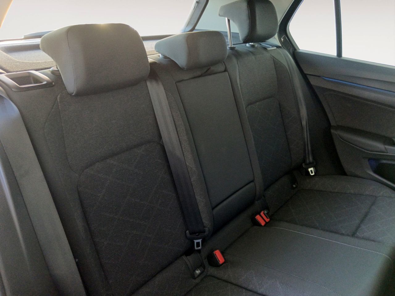 Volkswagen Golf Life 1.0 TSI - foto 10