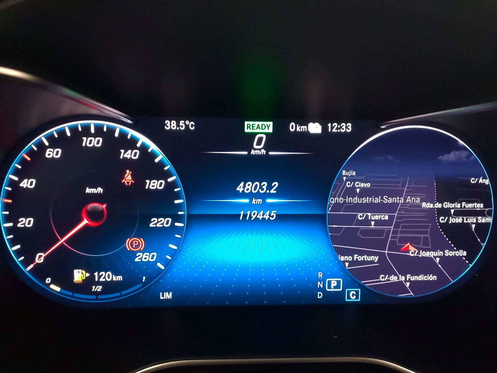 Mercedes-Benz GLC 300 de 4Matic - foto 18