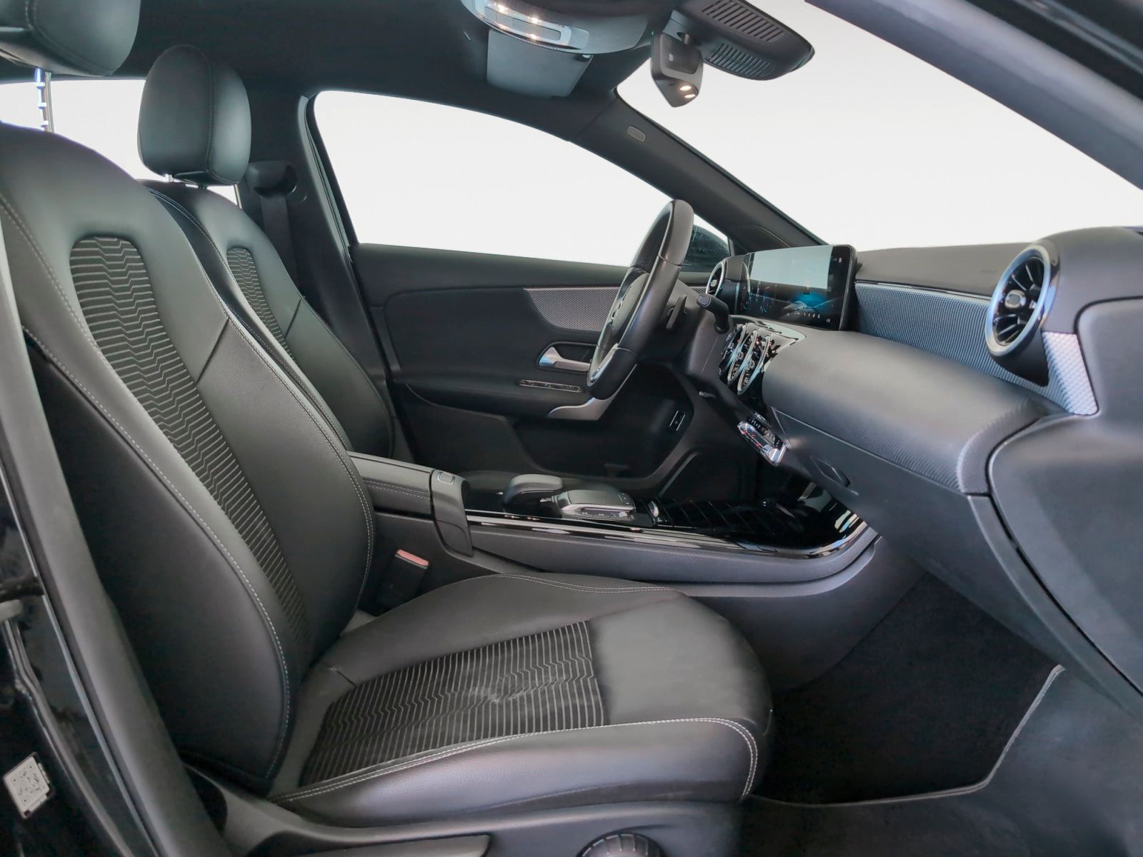 Mercedes-Benz Clase A 180 d Sedán - foto 13