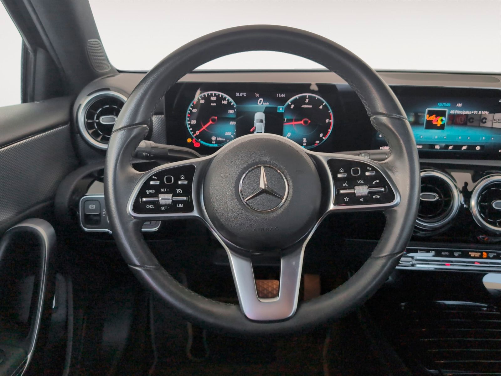 Mercedes-Benz Clase A 180 d Sedán - foto 10