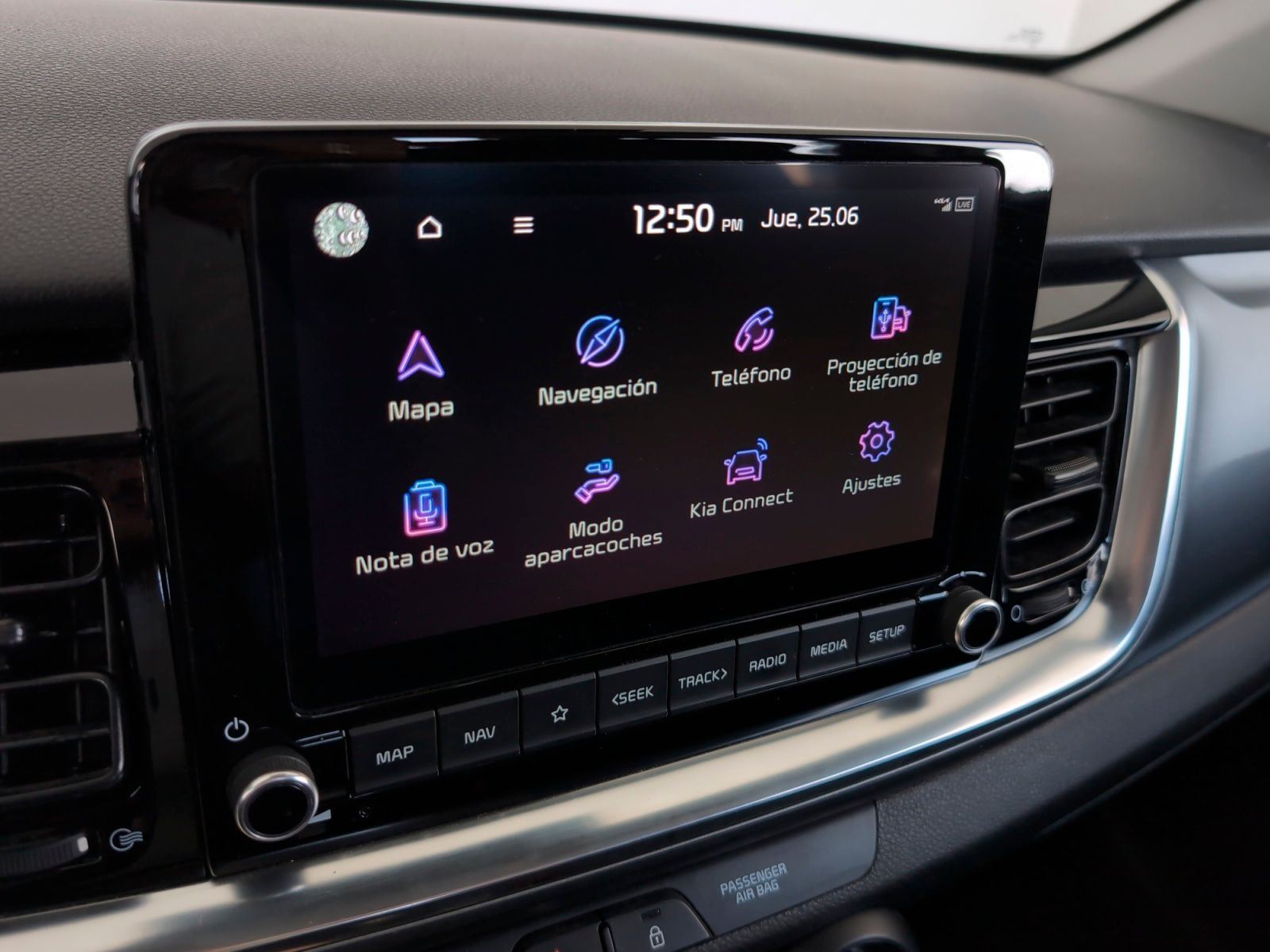 Kia Stonic 1.0 T-GDi MHEV Drive iMT - foto 17