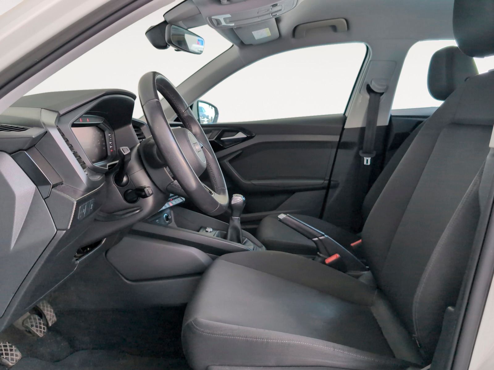 Audi A1 25 TFSI - foto 11