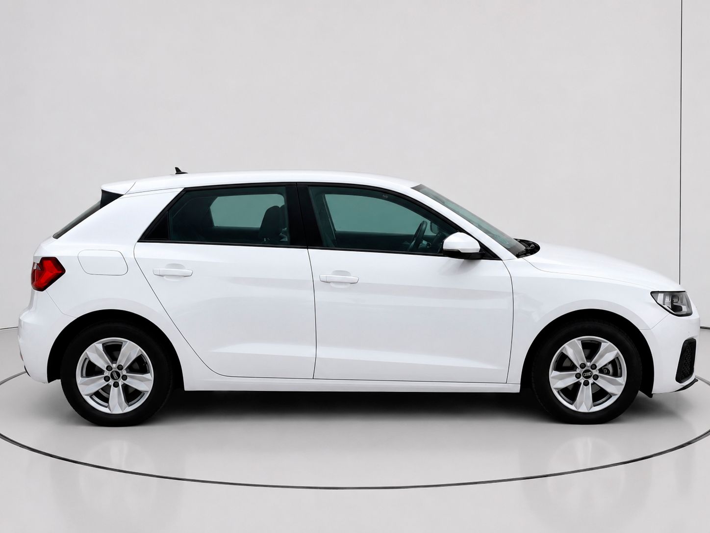 Audi A1 25 TFSI - foto 2