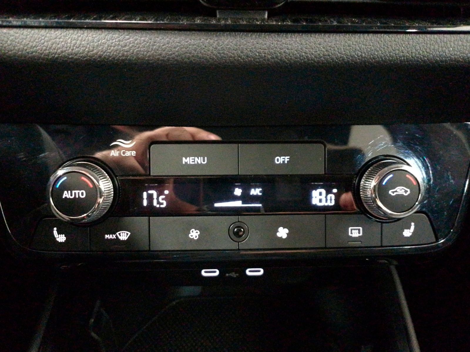 Škoda Fabia 1.0 TSI Selection - foto 20