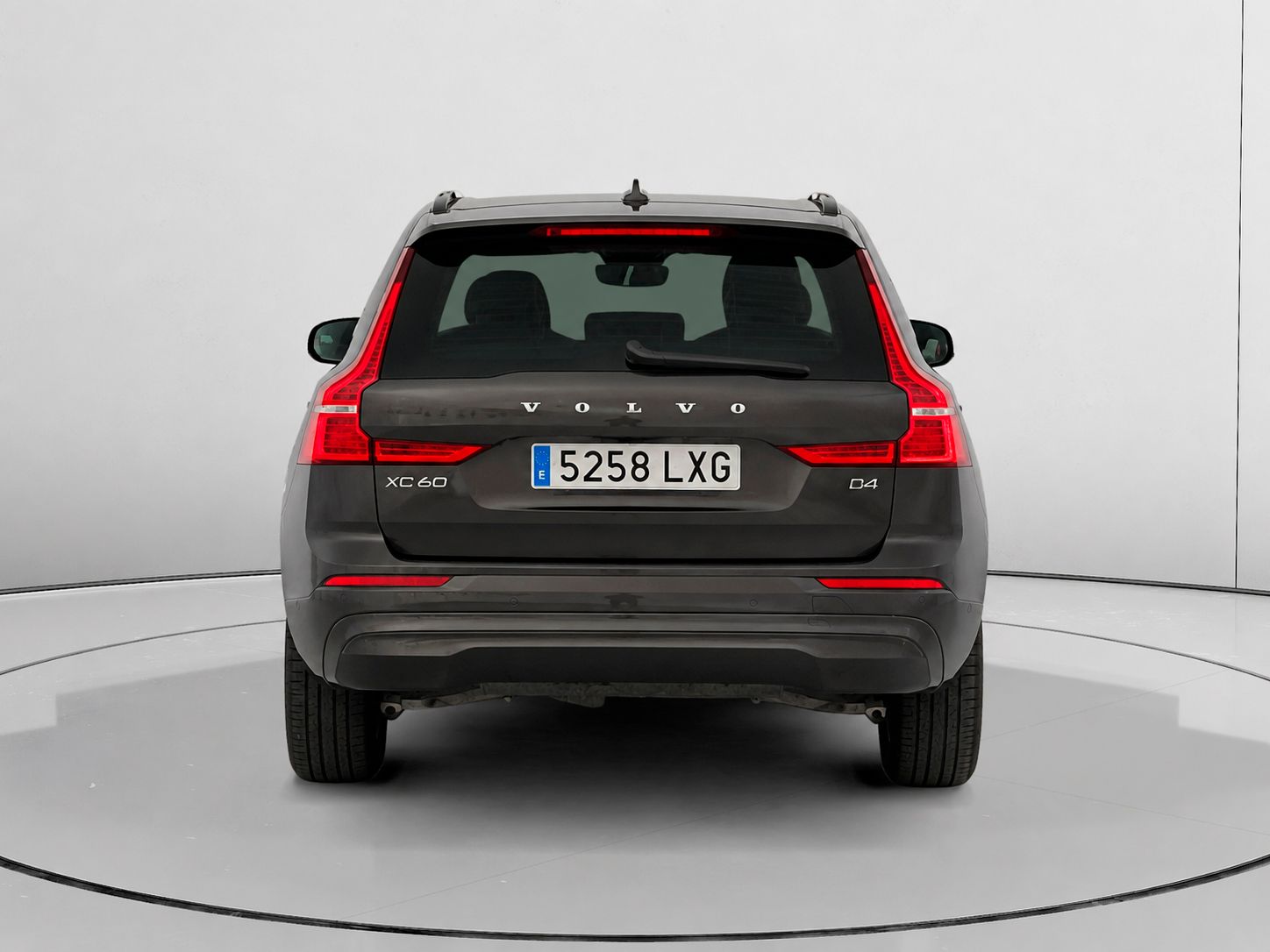 Volvo XC60 B4 D Momentum Pro - foto 4