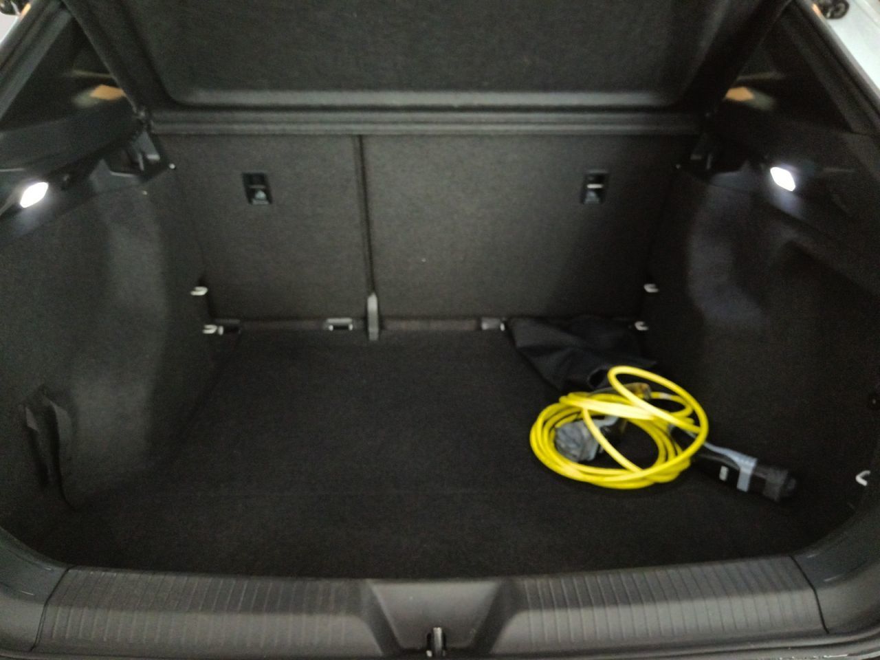 Volkswagen ID.4 Pure - foto 11