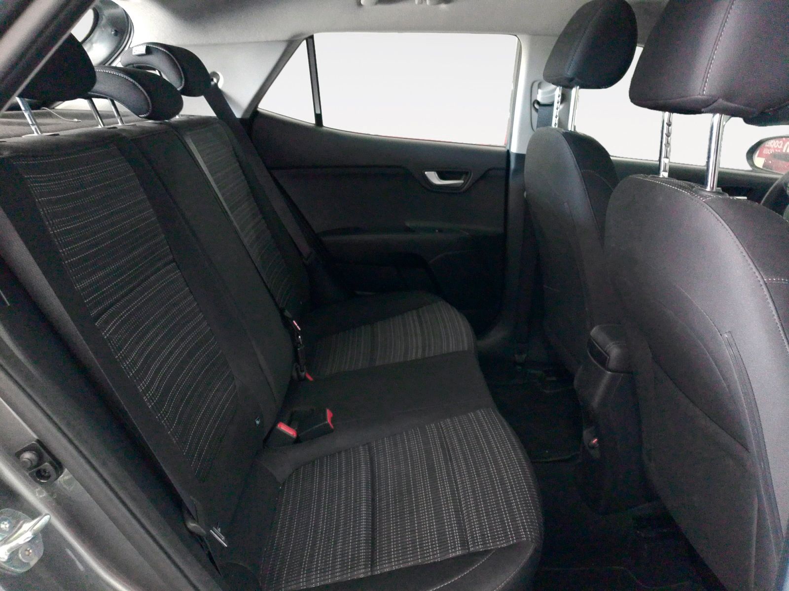 Kia Stonic 1.0 T-GDi MHEV Business - foto 12