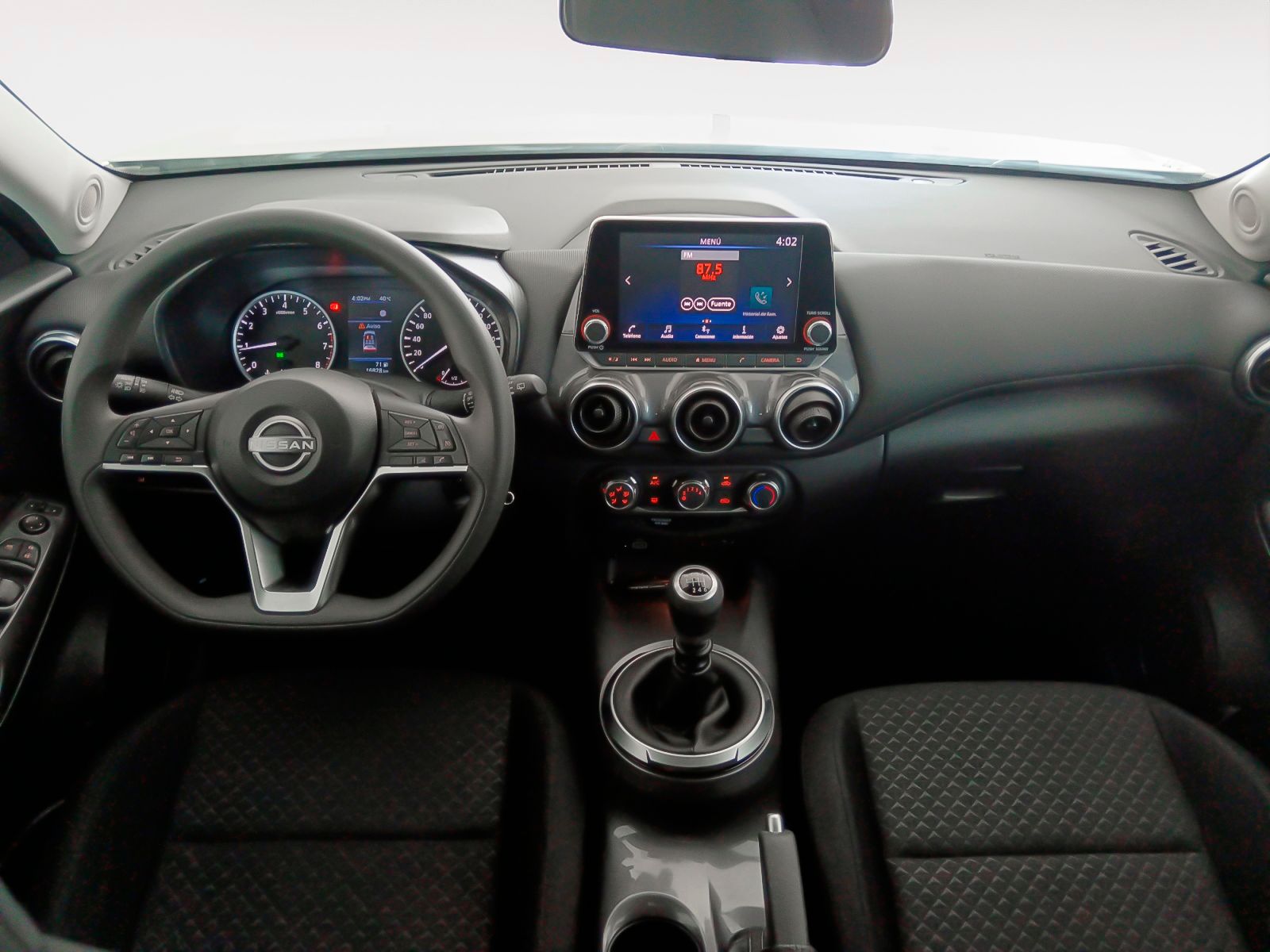Nissan Juke DIG-T Acenta - foto 9