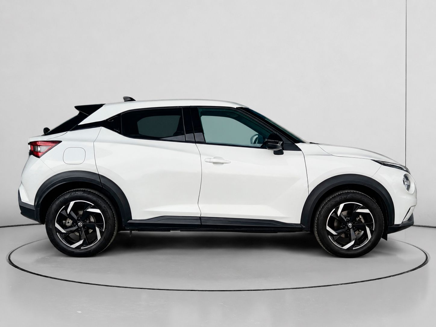 Nissan Juke DIG-T Acenta - foto 2