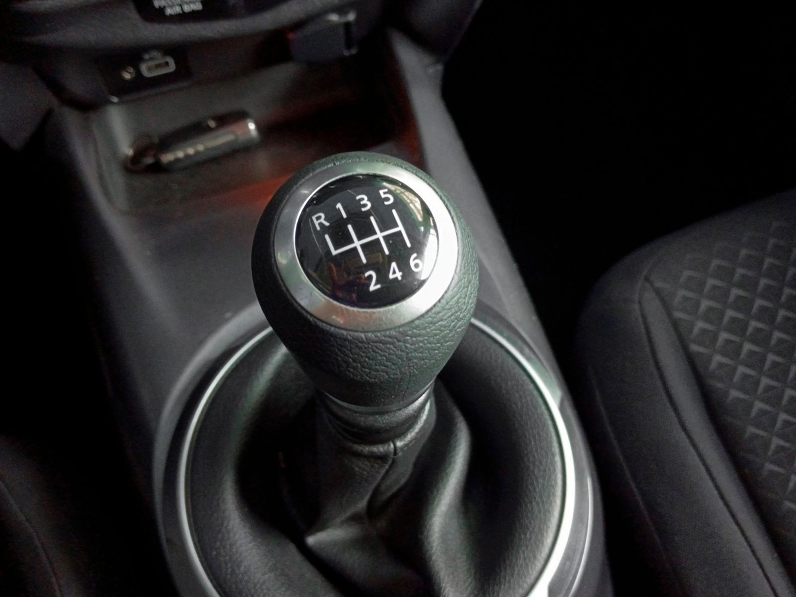 Nissan Juke DIG-T Acenta - foto 15