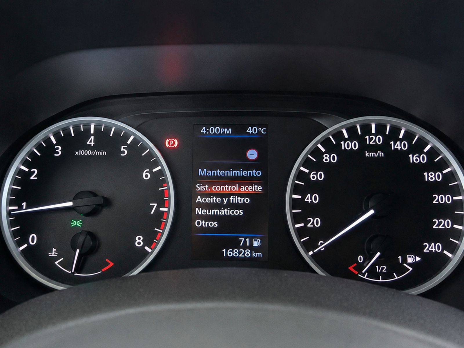 Nissan Juke DIG-T Acenta - foto 16