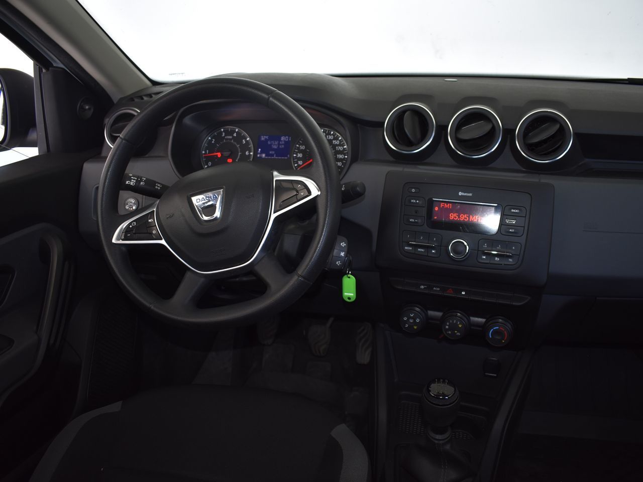Dacia Duster Essential 1.6 4x2 GLP - foto 8