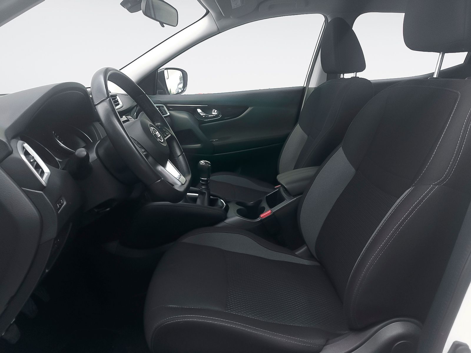 Nissan Qashqai dCi 115 Acenta - foto 11