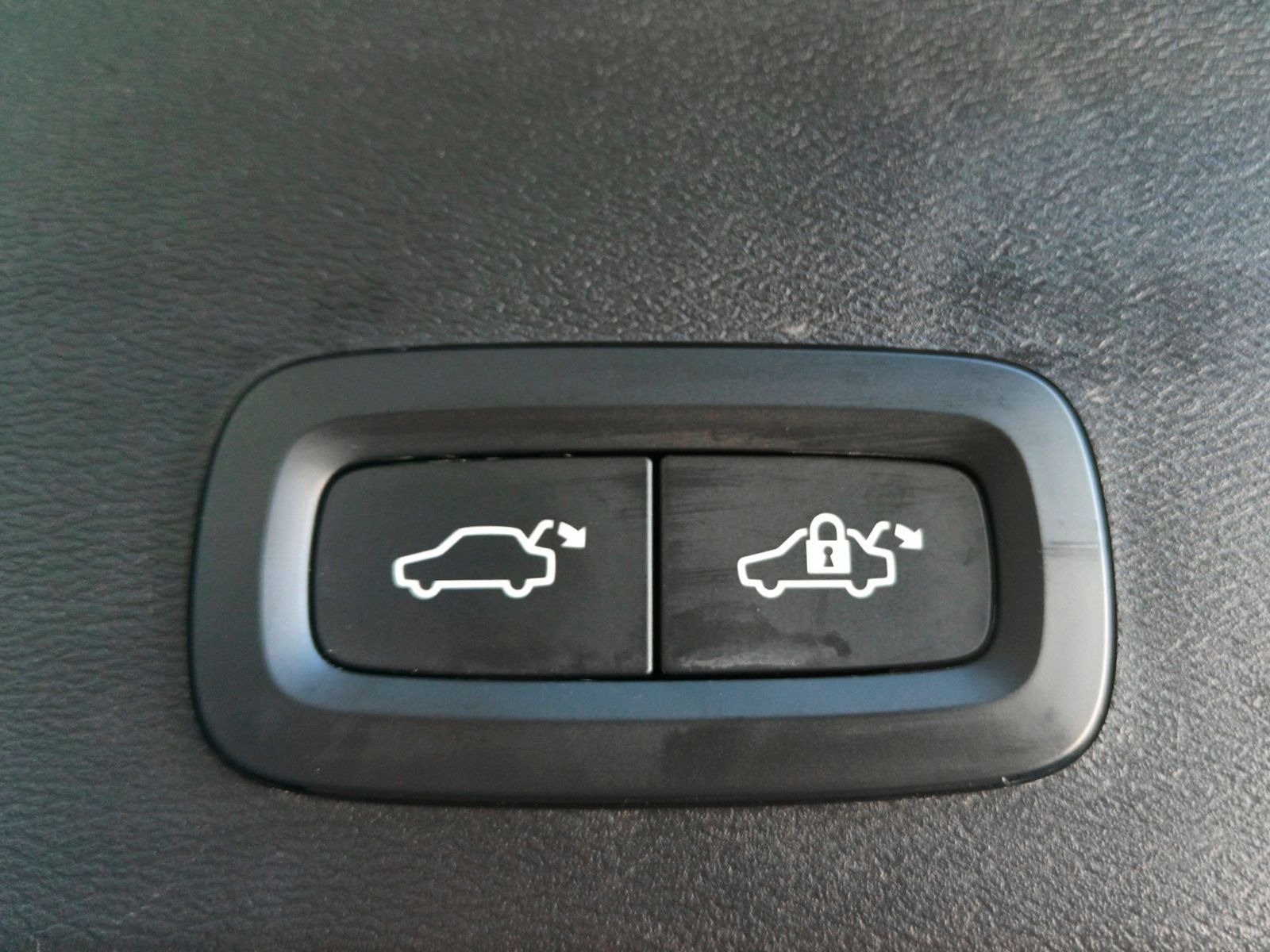 Volvo XC40 T5 Twin Recharge R-Design - foto 13