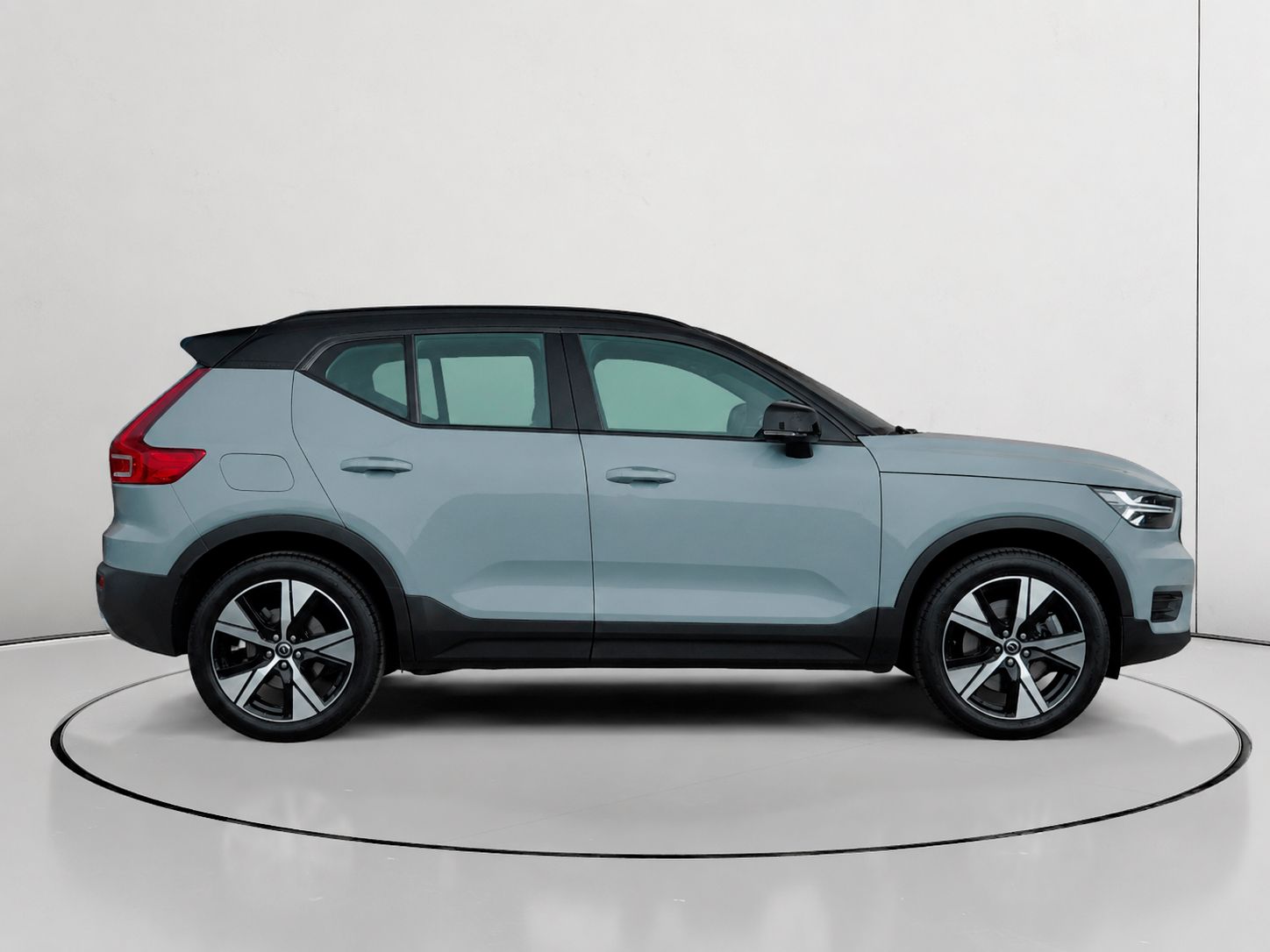 Volvo XC40 T5 Twin Recharge R-Design - foto 2