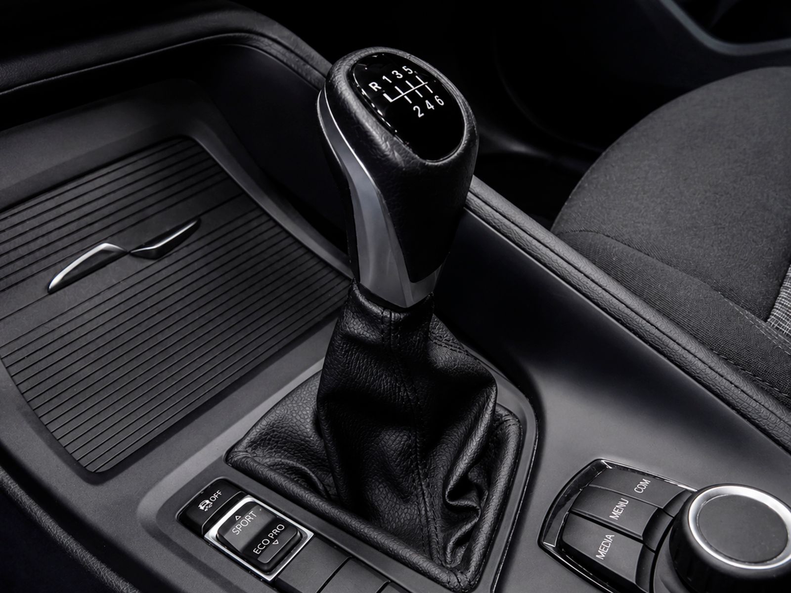 BMW X1 sDrive16d - foto 15