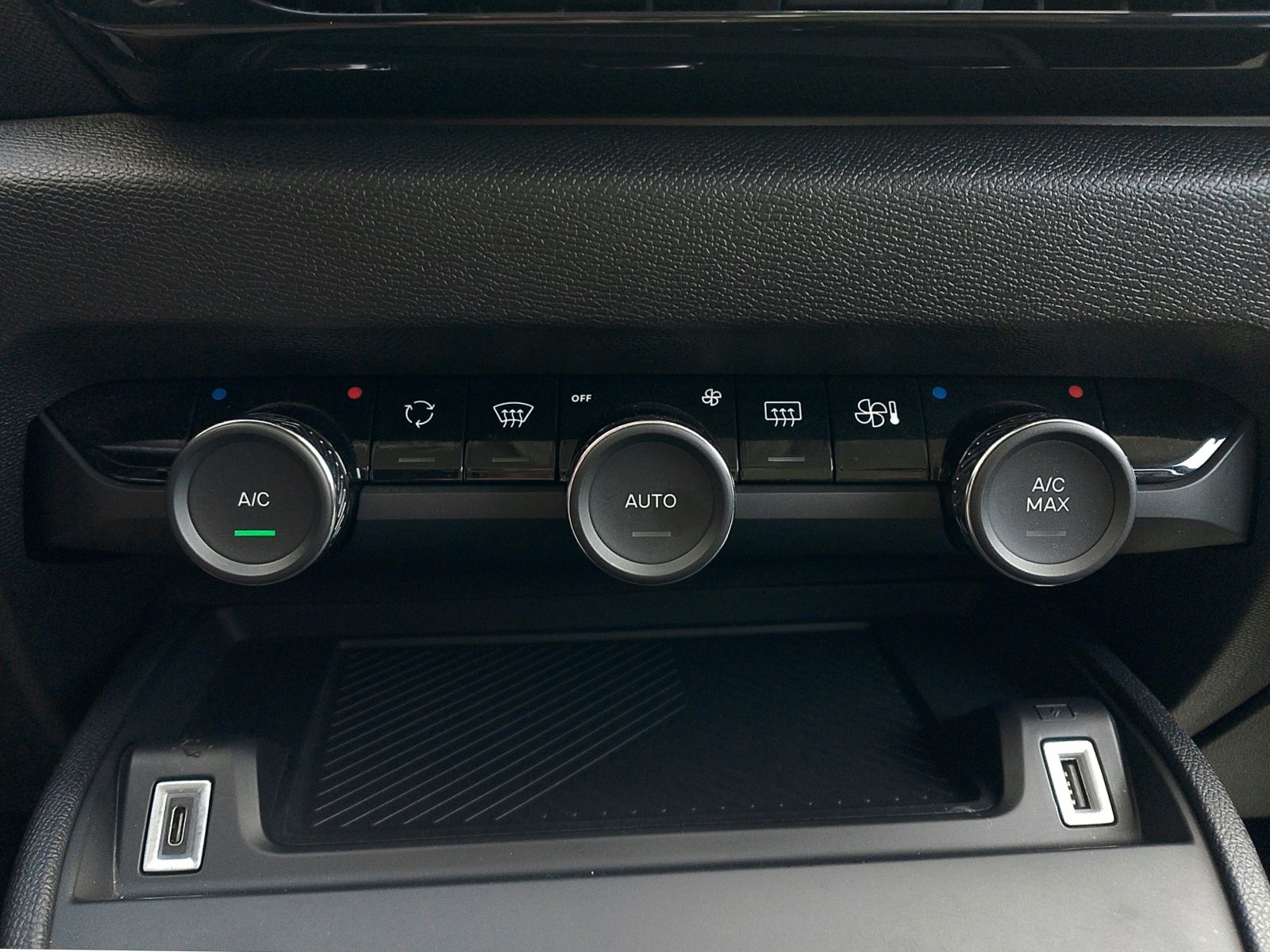 Citroën C4 X PureTech 100 You - foto 20