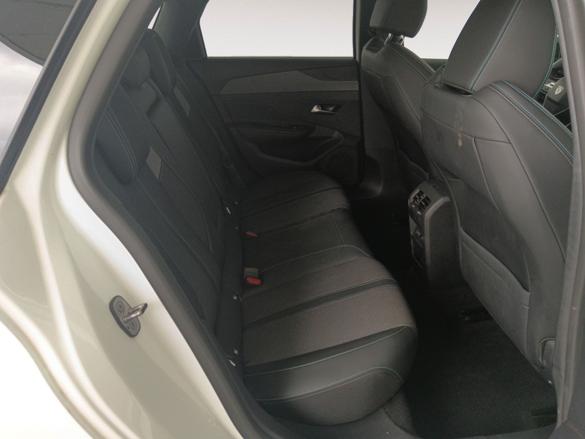Peugeot 308 PureTech 130 Allure Pack - foto 12