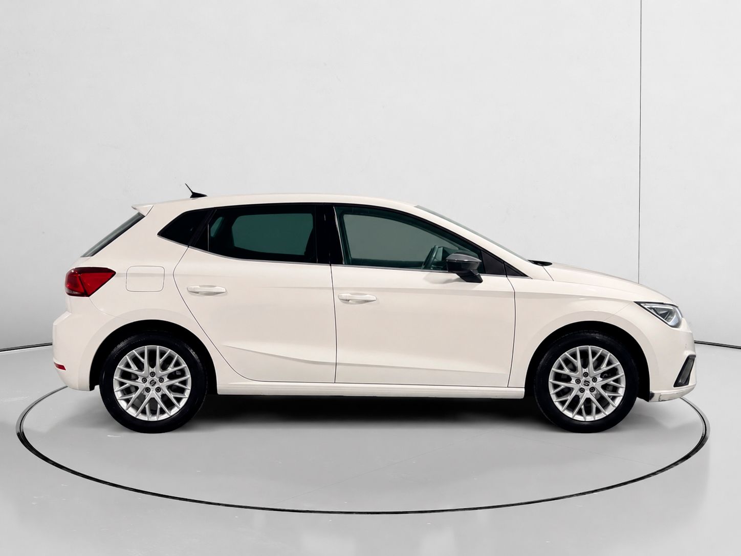 SEAT Ibiza 1.0 TSI Xcellence - foto 2