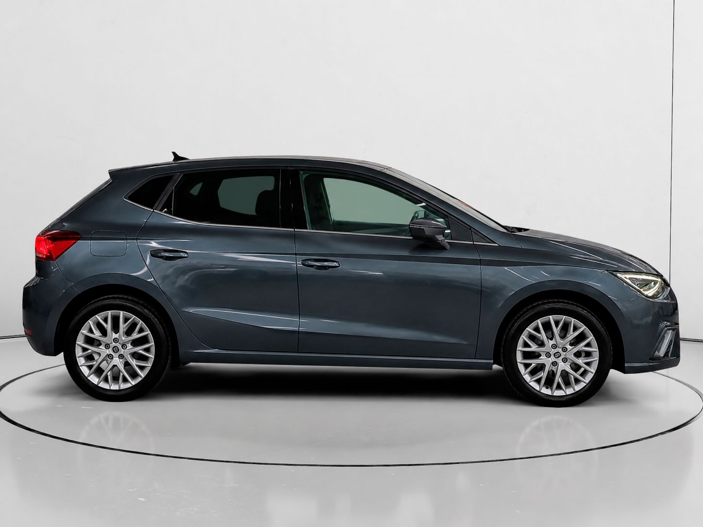 SEAT Ibiza 1.0 TSI Xcellence - foto 2