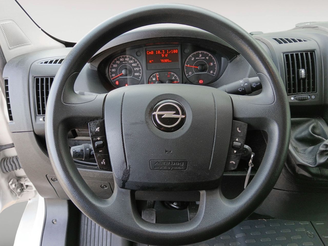 Opel Movano Furgón BlueHDi 140 Edition L2H2 3.500 - foto 8