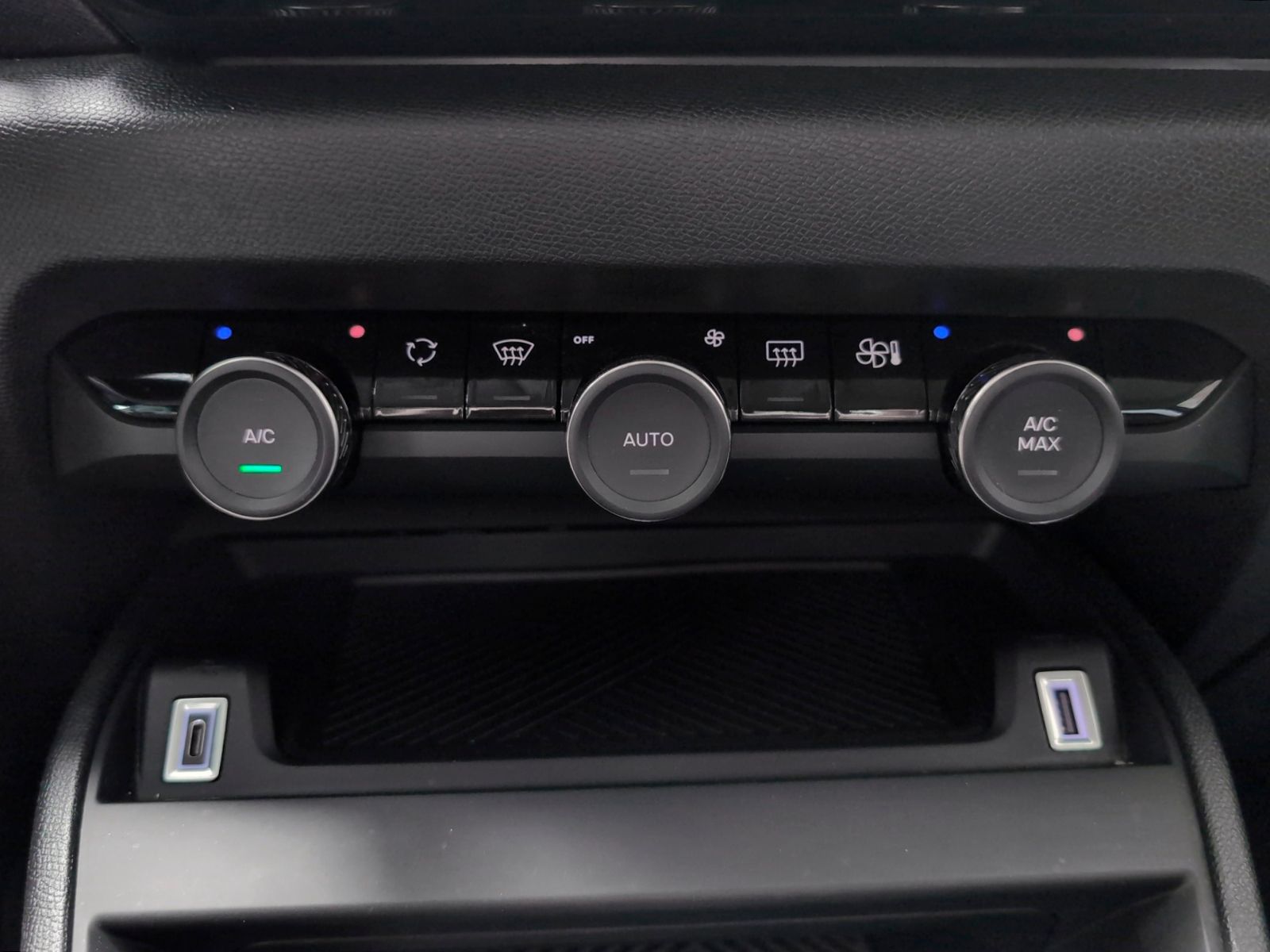 Citroën C4 PureTech 130 Plus - foto 21