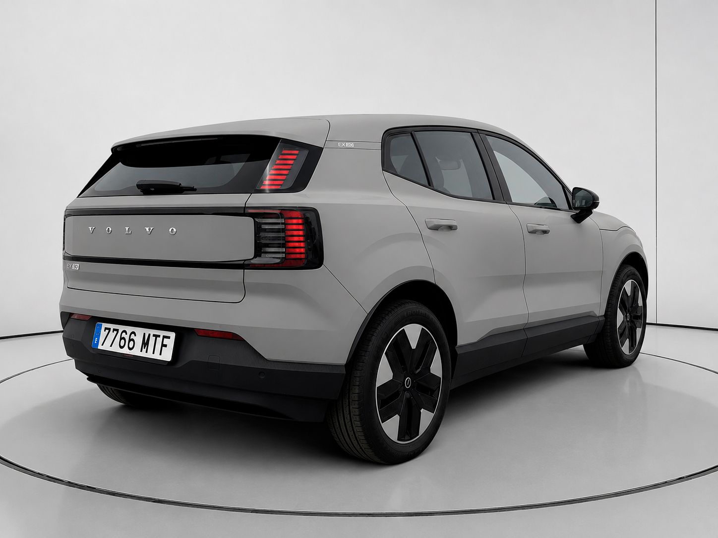 Volvo EX30 Single Motor Extended Range Core - foto 3