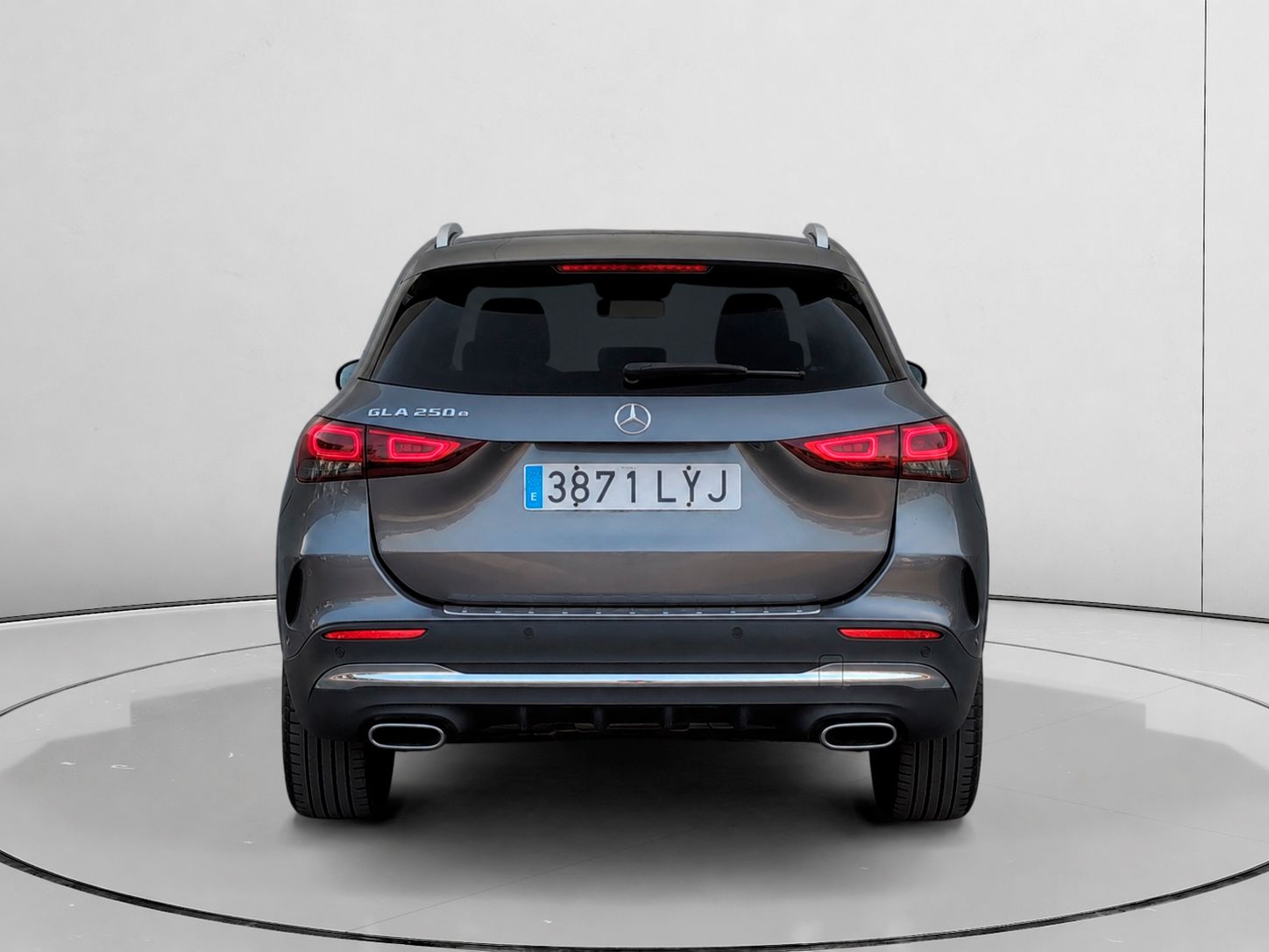 Mercedes-Benz GLA 250 e - foto 4