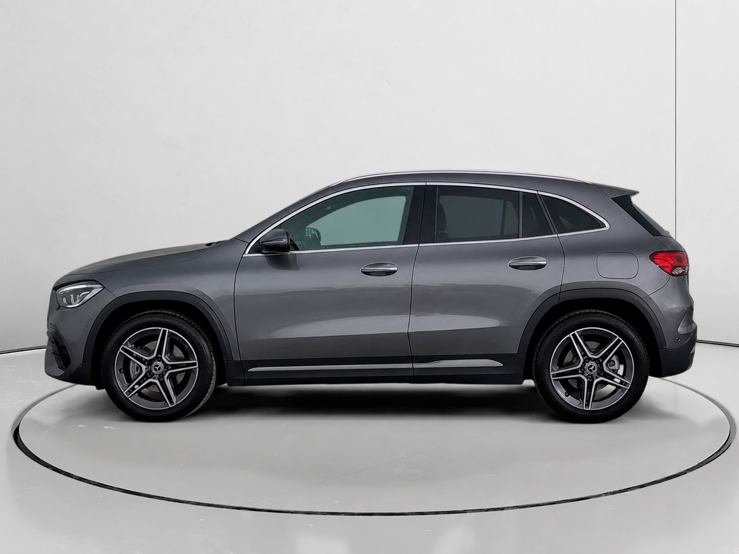 Mercedes-Benz GLA 250 e - foto 6
