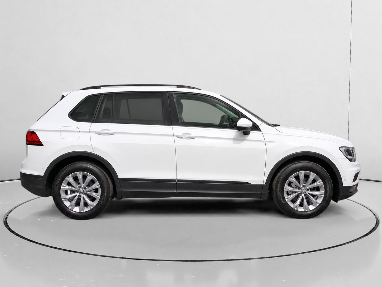 Volkswagen Tiguan Edition 2.0 TDI - foto 2