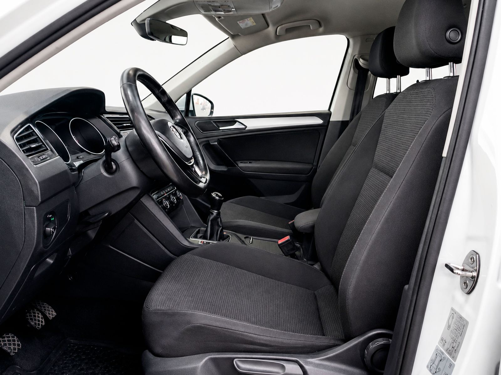 Volkswagen Tiguan Edition 2.0 TDI - foto 11